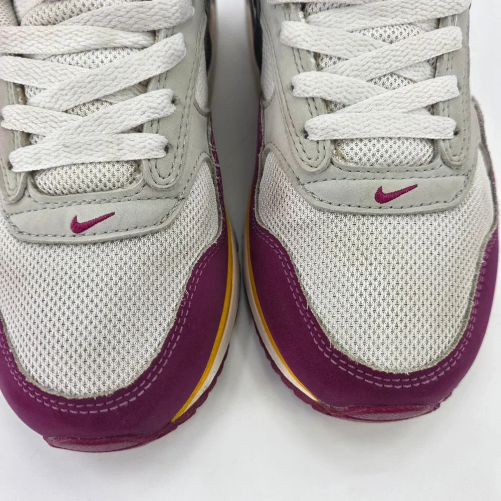 NIKE AIR MAX CORRELATE WOMENS SIZE 6.5 WHITE MAROON YELLOW SNEAKERS SHOE COMFORT - Picture 3 of 13